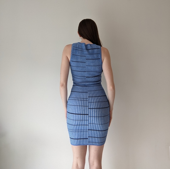 Guess Bodycon Dress - Picture 3 of 5